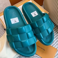 Louis Vuitton Slippers